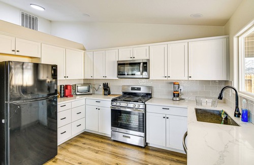Fernley Casa | 1 Mi to Pioneer Crossing Casino: Fernley Retreat!