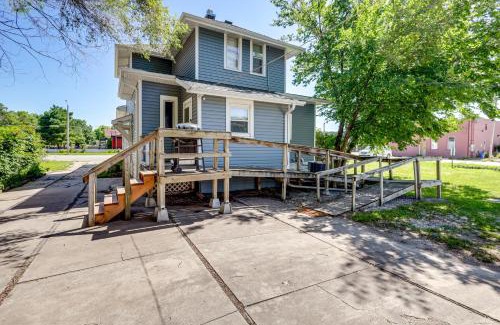 Lincoln Casa | 1 Mi to UNL Group Getaway with Game Area