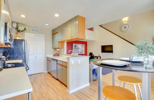 Northeast Heights Casa | 1 Mi to UNM Convenient Albuquerque Townhome!