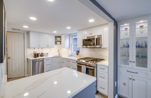 Old Town West Casa | < 1 Mi to Waterfront: Old Town Alexandria Home!