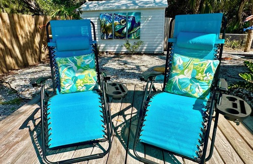 Englewood Casa | <1 MILE MANASOTA BEACH/NORTH ENGLEWOOD Boutiquey Home loaded with amenities!