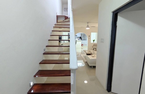 New Kingston Casa | 1 min from Bob Marley Museum - The Opulent Manor