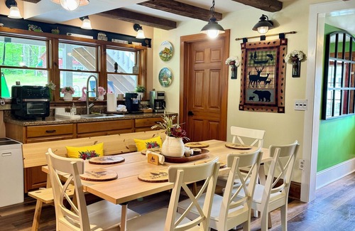 Mount Pocono Casa | 1 minute from Mount airy casino. pet’s friendly,