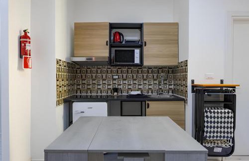 Zona XV Torre Maura Apartamento | 1 Minute from San Pietro - Nicole House