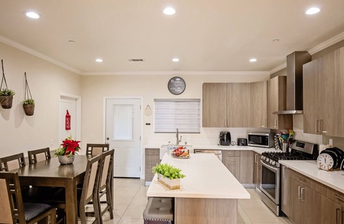 Southwest Anaheim Casa | 1#New Home*Disneyland*Anaheim Convention*Knott*Beaches