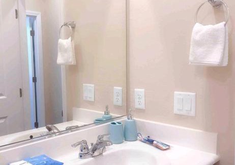 North Las Vegas Casa | 1 North Vegas Airport Pick Up Private Bathroom