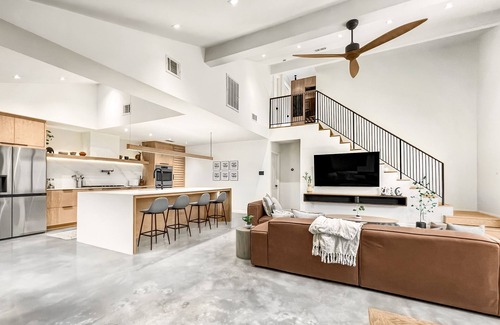 Clodine Casa | 1 OAK experience customed design