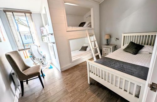 North Walsham Casa | 1 or 2 bedroom Hot tub Lodges