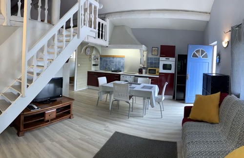 Saint-Montan Casa | Amueblado Villa sur de Ardèche 7 personas con piscina compartida