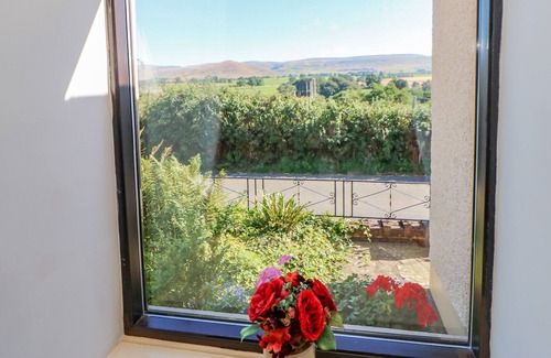 Brampton Cabaña | 1 PENNINE VIEW, pet friendly in Appleby-In-Westmorland