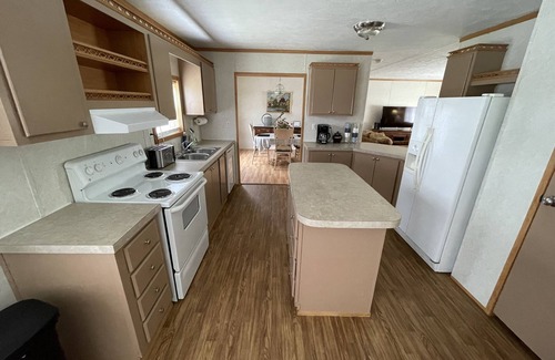Deep Gap Casa | ① Pets OK ② 55" HDTV ③ 5min to Blue Rid ③ Fire Pit