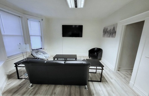West Colfax Casa | 1 private bedroom+ bath super fast internet, txt2