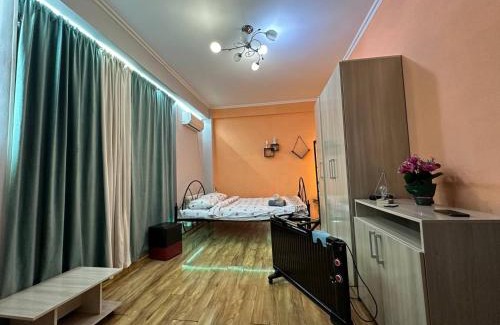 Bishkek Apartamento | 1-room apart. 21 on Usenbaeva 52 near Eurasia shopping center