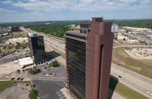 Tulsa Apartamento | 1 - Serenity Suite - 1 - Reese Tower
