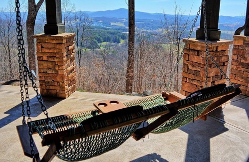 Lansing Cabina | 1 Starry Night-5 BR, 4BA Chalet CERCA DEL OESTE DE JEFFERSON, NC, con impresionantes vistas, bañera de hidromasaje, Wi-Fi, aire acondicionado