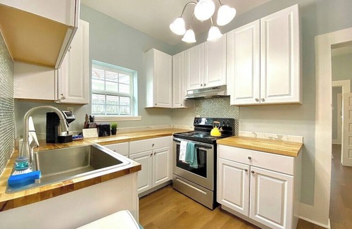 Del Mar Casa | #1 SunnyBungalowByTheBay 1BDR 5 min2Beach & Downtn