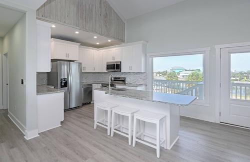 Inlet Harbour Casa | 1 To Sea .