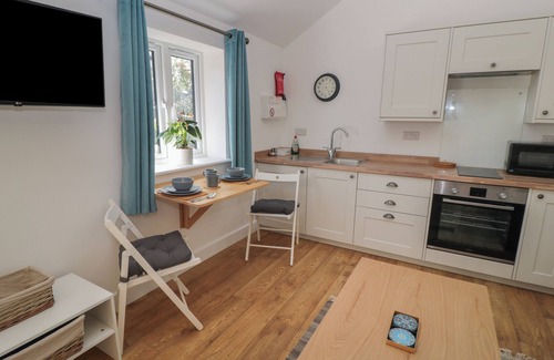 New Forest District Cabaña | 1 WELFORD BARNS, pet friendly, with a garden in Fordingbridge