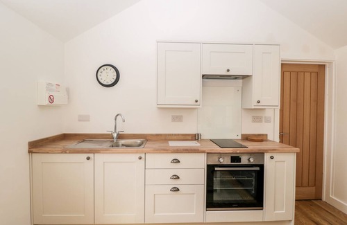 New Forest District Cabaña | 1 WELFORD BARNS, pet friendly, with a garden in Fordingbridge