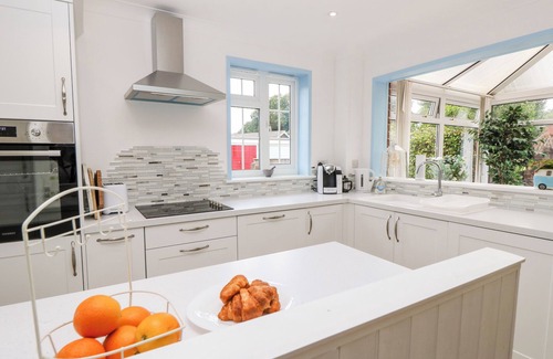 Cowes Cabaña | 1 Westwood Close