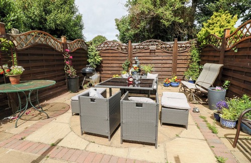 Cowes Cabaña | 1 Westwood Close