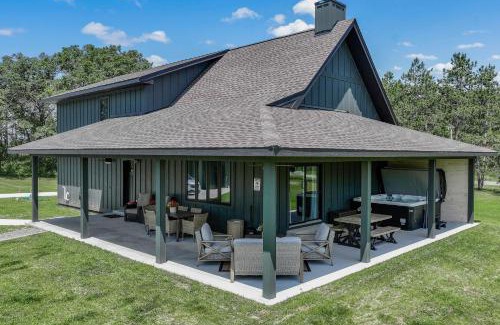 Friendship Casa | 10-Acre Property with Fire Pit and Grill in Arkdale!