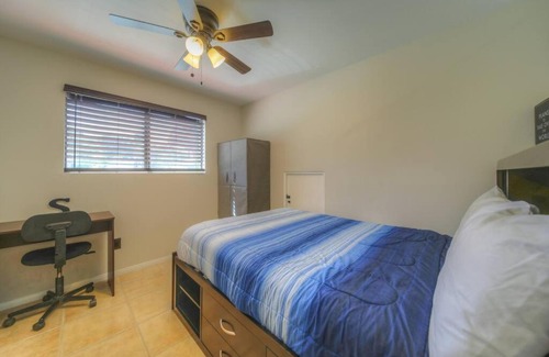 Temecula Apartamento | 10 Acres Ranch w/ Horses, Pond, and more!