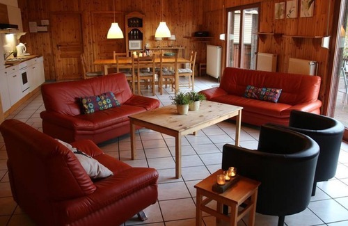 Dohm-Lammersdorf Otro | 10-bed holiday bungalow "Sverta" - The Heidberghof
