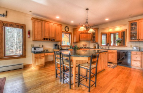 Wilmington Casa | Most Luxurious 7000 Sq. ft. Log Estate — Pool, Hot Tub, Privacy & Lake Access!