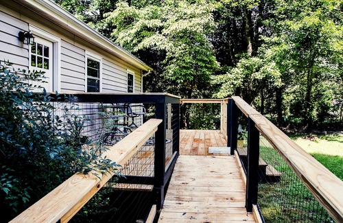 Bryson City Cabaña | *15% June Discount Now Through June 27th - New Reservations Only*