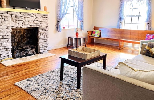 Rising Fawn Casa | 10 guests Fairyland House 90-Second Cloudland Canyon Park 30 mins to Chattanooga