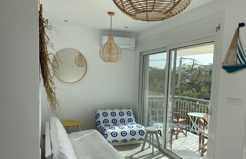 Tolo Apartamento | 10 meters from the sea, fully renovated apartment, all comfort