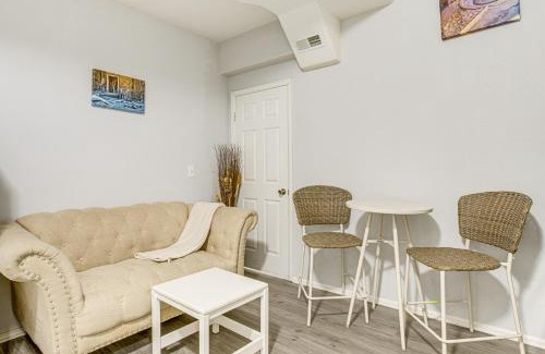 Montbello Apartamento | 10 Mi to Downtown Convenient Denver Apartment!