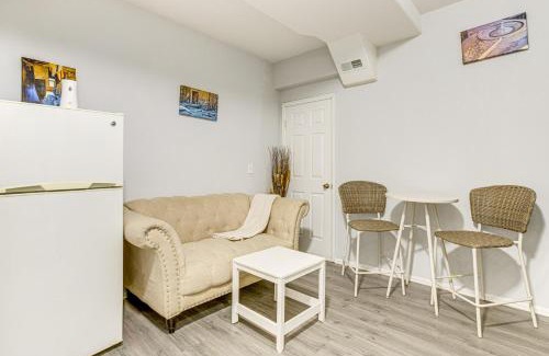 Montbello Apartamento | 10 Mi to Downtown Convenient Denver Apartment!