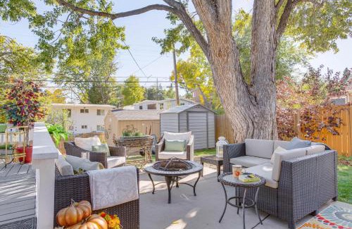 Lakewood Casa | 10 Mi to Dtwn Denver Home with Large Yard and Patio