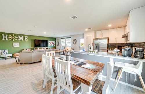 Wetmore Casa | 10 Mi to Dtwn Spacious San Antonio Home!