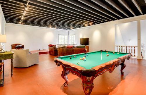 Wilmington Casa | 10 Mi to Mt Snow! Grand Estate Built to Entertain