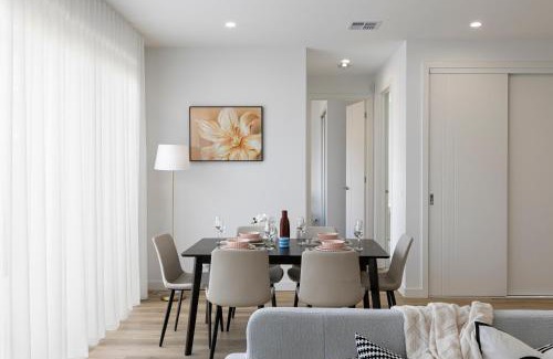 Greenvale Casa | 10 Min to Airport Brand New Family 4BR House