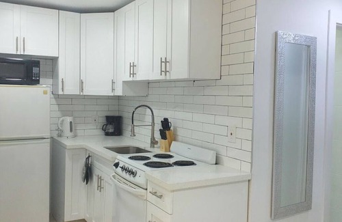 Poinsettia Heights Apartamento | 10 MIN TO FLL BEACH ★ 2BR ★ con estacionamiento gratuito y WIFI