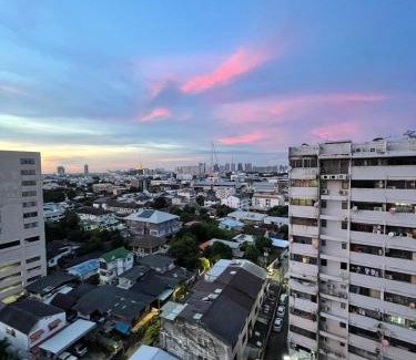 Dusit Apartamento | 10 min to Khao San Vintage Room