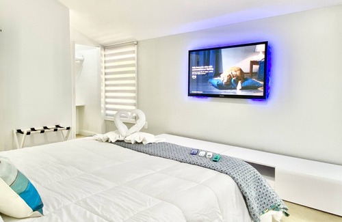 Tarpon River Casa | 10 Min de La Playa: Casa Lujosa de 2 Habitaciones para Escapada Romantica