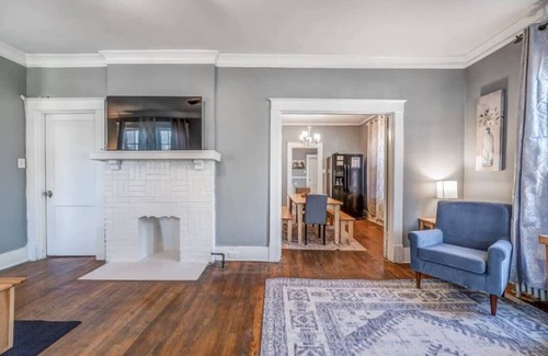 Memphis Casa | 10 Min to U of Memphis-Rozelle Retreat Right Unit