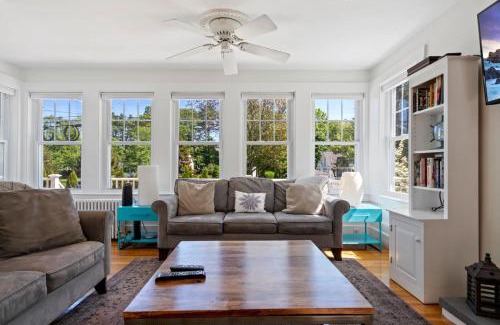Ogunquit Casa | 10-Min Walk to Beach - Huge Deck - Near Downtown