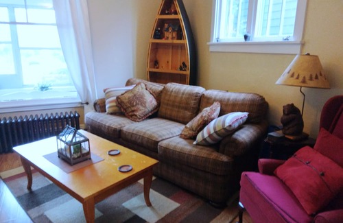 Petoskey Casa | 10 min walk to downtown Petoskey