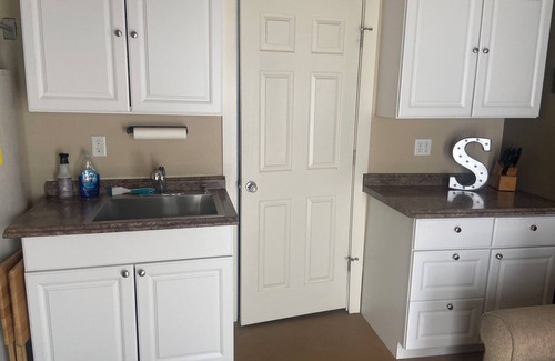 Sunland Estates Apartamento | 10 mins from the Gorge Amphitheater, nestled in on the beautiful Columbia River