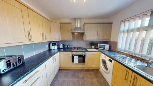 Liverpool Apartamento | 10 Mins To Airport Movie-ready Wm Parking