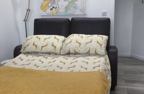 Camborne Cama Y Desayuno | 10 Minute Drive to the Beach - Private Suite B & B - North Cornish Coast