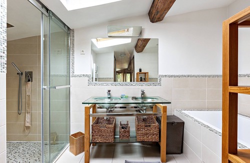 Juvignac Otro | 10 minutes from Montpellier Mas de BIAR, swimming pool, wooded garden, countryside, vineyards