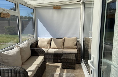 Hythe Apartamento | 10 minutes to the euro tunnel. Lovely 1 bedroom annexe, sleeps 4, pet friendly