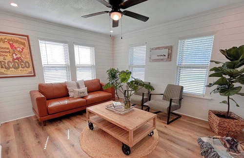 Portland Casa | 10 minutes to the Texas State Aquarium & Hurricane Alley Waterpark!